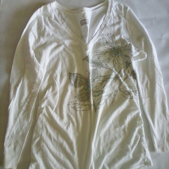 MATERNITY FLOWER LONG SLEEVE SHIRT FLORAL - Picture 2 of 2